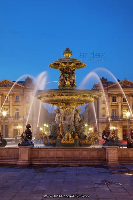 : Fontaine des Fleuves, Fountain of Rivers : Fontaine des Fleuves, Fountain of Rivers