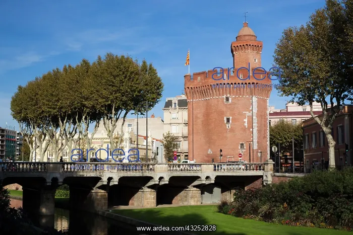 : France, Languedoc-Roussillon, Pyrenees-Orientales : France, Languedoc-Roussillon, Pyrenees-Orientales