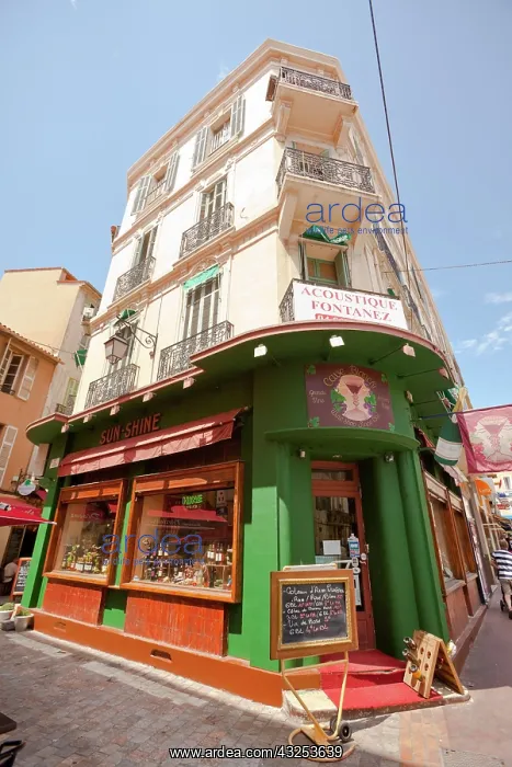 : France, Provence, Cannes. Corner building : France, Provence, Cannes. Corner building