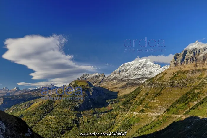 : The Garden Wall with seasons first snow in Glacier : The Garden Wall with seasons first snow in Glacier