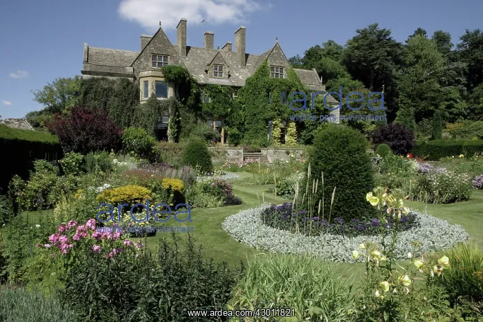 : Gardens Abbotswood House, near Stow on the Wold : Gardens Abbotswood House, near Stow on the Wold
