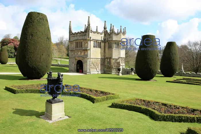 : Gatehouse - Lanhydrock Country House Gardens : Gatehouse - Lanhydrock Country House Gardens