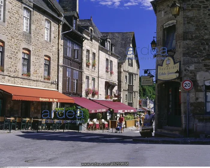 : Geografie, Frankreich, Dinan, Stadtansichten, Blick : Geografie, Frankreich, Dinan, Stadtansichten, Blick