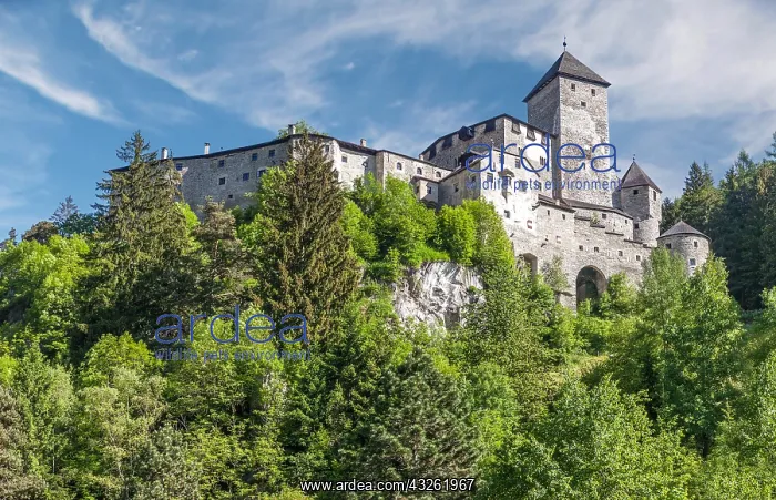 : Geografie, Italien, Burg Taufers : Geografie, Italien, Burg Taufers