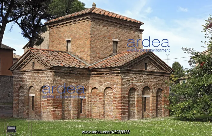 : Geografie, Italien, Emilia-Romagna, Mausoleum der : Geografie, Italien, Emilia-Romagna, Mausoleum der