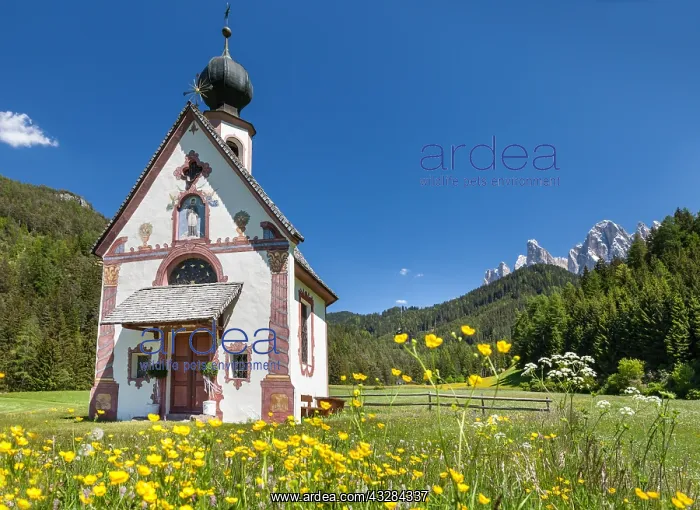 : Geografie, Italien, Kirche St. Johann : Geografie, Italien, Kirche St. Johann