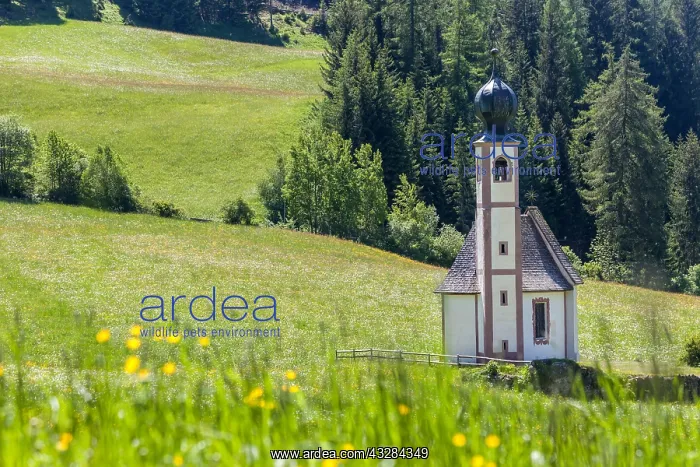 : Geografie, Italien, Kirche St. Johann : Geografie, Italien, Kirche St. Johann