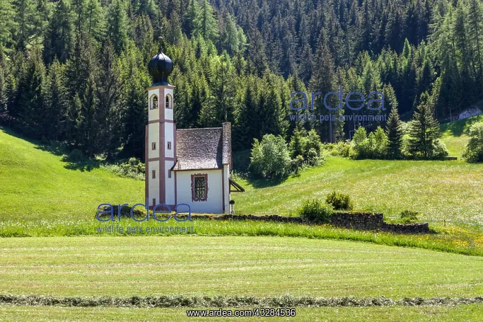 : Geografie, Italien, Kirche St. Johann : Geografie, Italien, Kirche St. Johann