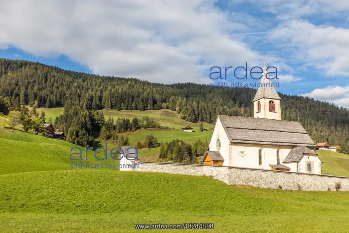 : Geografie, Italien, Kirche von St : Geografie, Italien, Kirche von St