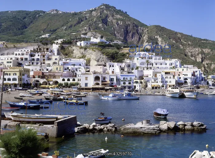 : Geografie, Italien, Landschaften, Ischia : Geografie, Italien, Landschaften, Ischia