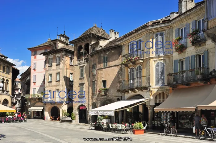 : Geografie, Italien, Piemont, Domodossola, Marktplatz : Geografie, Italien, Piemont, Domodossola, Marktplatz