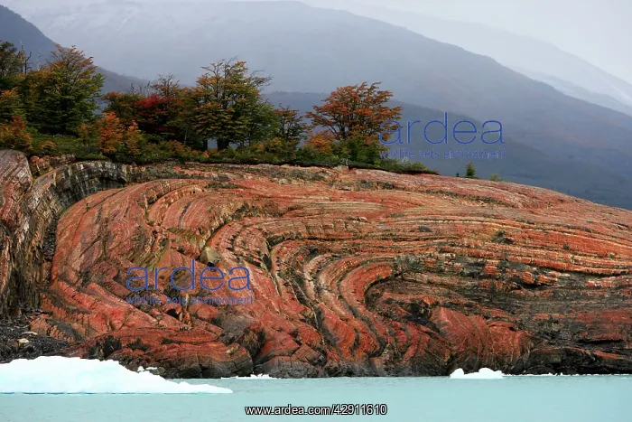 : Geographical rock folds : Geographical rock folds
