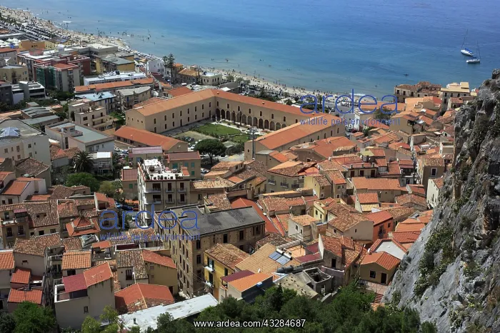  : geography  /  travel, Italy, Cityscape, Cefalu, Sicily