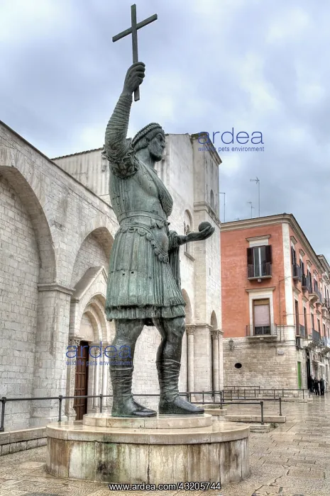 : geography / travel, Italy, Colossus of Barletta : geography / travel, Italy, Colossus of Barletta
