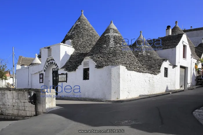: geography / travel, Italy, Trulli houses, Alberobello : geography / travel, Italy, Trulli houses, Alberobello
