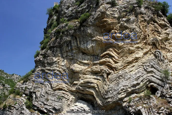 : Geology - Rock formations, showing rock layers / folds : Geology - Rock formations, showing rock layers / folds