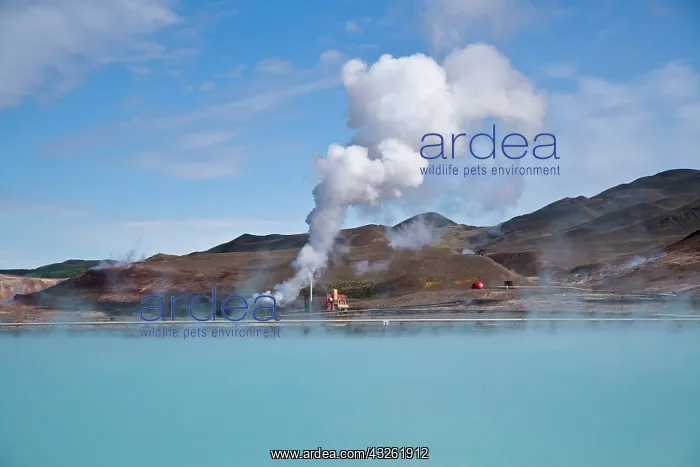 : Geothermal power station near Lake Myvatn : Geothermal power station near Lake Myvatn