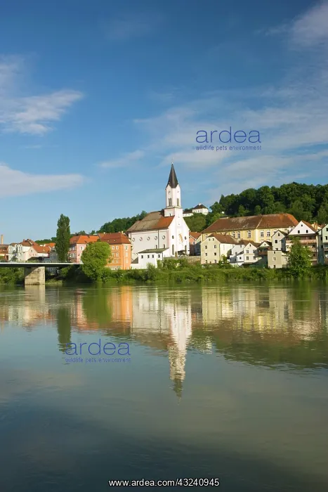 : Germany, Bayern-Bavaria, Passau. Inn River : Germany, Bayern-Bavaria, Passau. Inn River