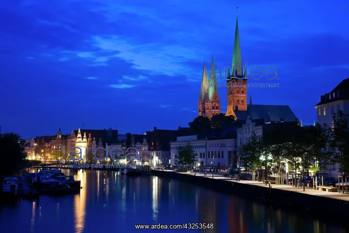 : Germany, Schleswig-Holstein, Lubeck. Petrikirche : Germany, Schleswig-Holstein, Lubeck. Petrikirche