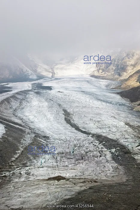 : Glacier Pasterze of Mount Grossglockner : Glacier Pasterze of Mount Grossglockner