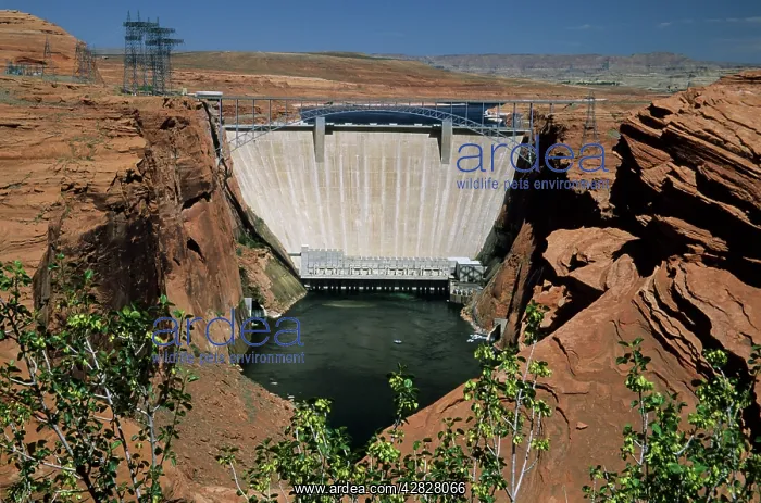  : Glen Canyon Dam