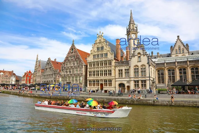 : Graslei quay and the Leie River with medieval buildings : Graslei quay and the Leie River with medieval buildings