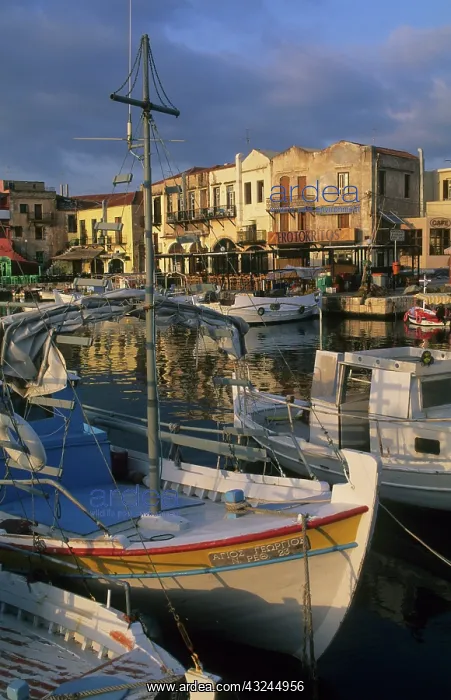 : Greece, Crete, Rethmynon, venetian harbor : Greece, Crete, Rethmynon, venetian harbor