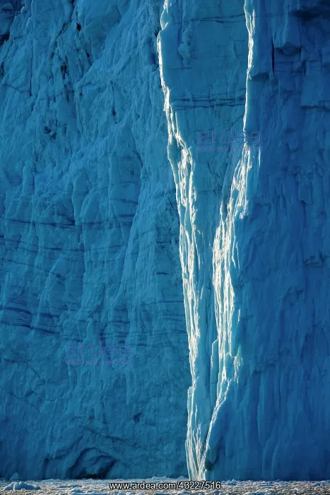 : Greenland, Ilulissat, Setting sun lights : Greenland, Ilulissat, Setting sun lights