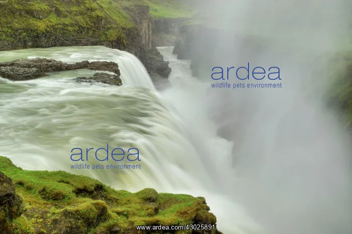  : Gull Foss Waterfall