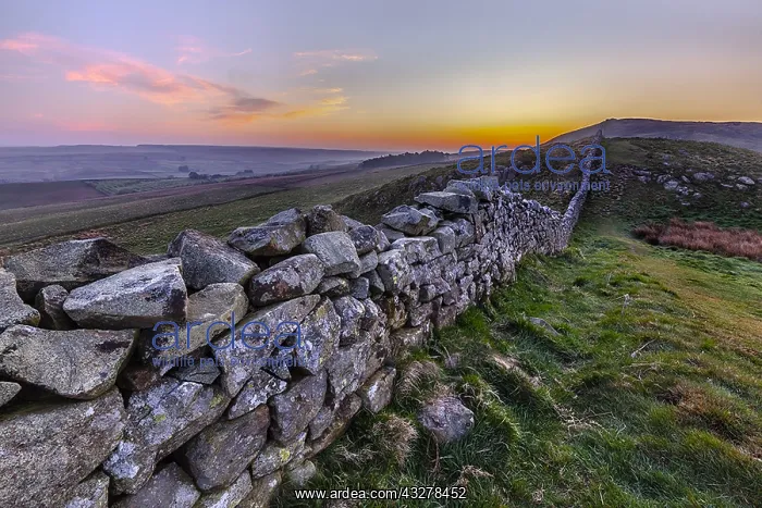  : Hadrians Wall - iconic historic stone wall Hadrians