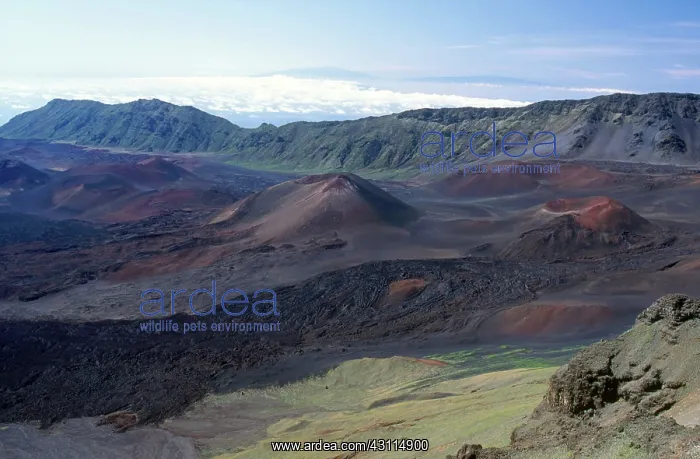 : Haleakala Crater, Hawaii : Haleakala Crater, Hawaii