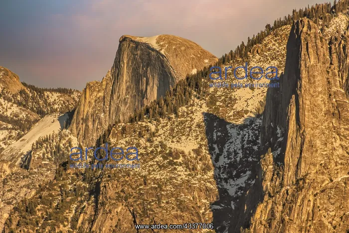 : Half Dome from Tunnel Outlook, Yosemite, California : Half Dome from Tunnel Outlook, Yosemite, California