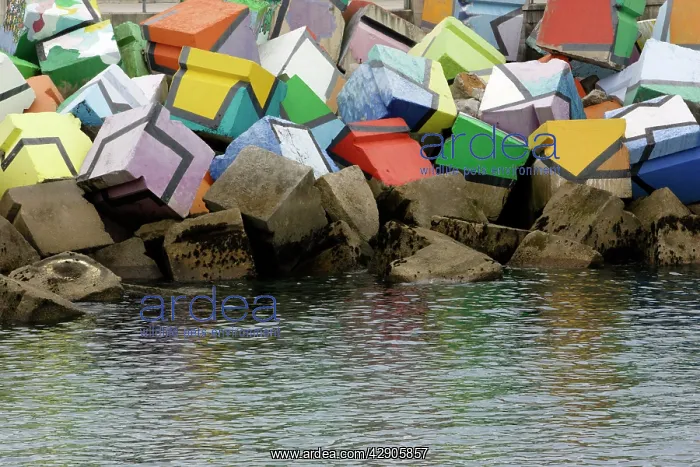 : Harbour reinforcement blocks : Harbour reinforcement blocks