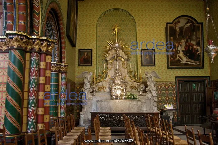 : Heilig-Bloedbasiliek (Basilica of the Holy : Heilig-Bloedbasiliek (Basilica of the Holy