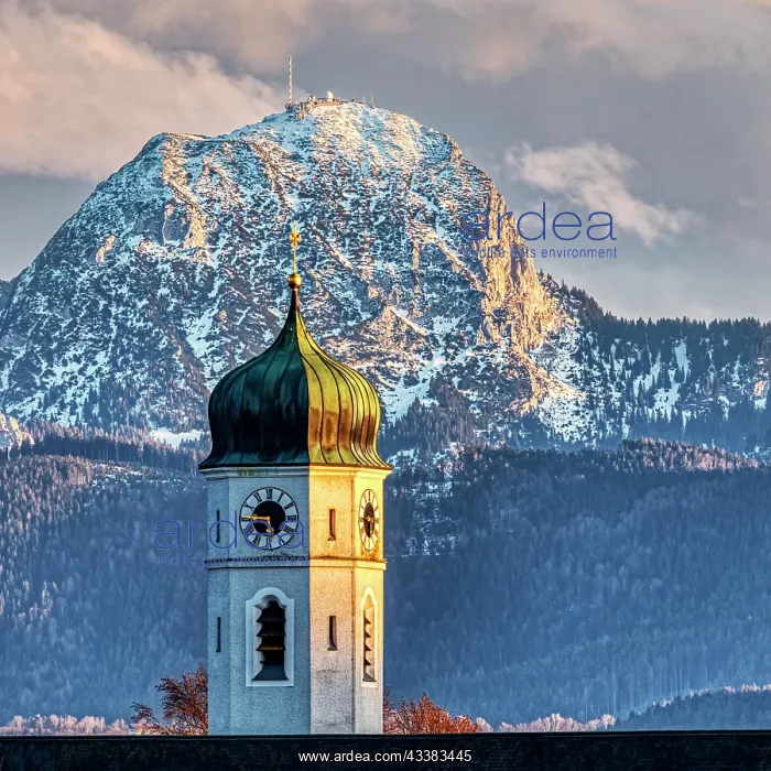: Herz-Jesu Church, Wendelstein, Bruckmahl, Bavaria : Herz-Jesu Church, Wendelstein, Bruckmahl, Bavaria
