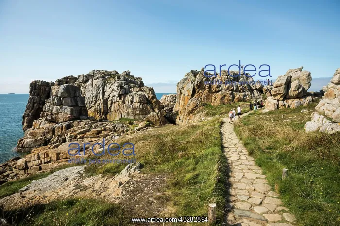 : Hiking trail and rocky coast, La Gouffre, Plougrescant : Hiking trail and rocky coast, La Gouffre, Plougrescant