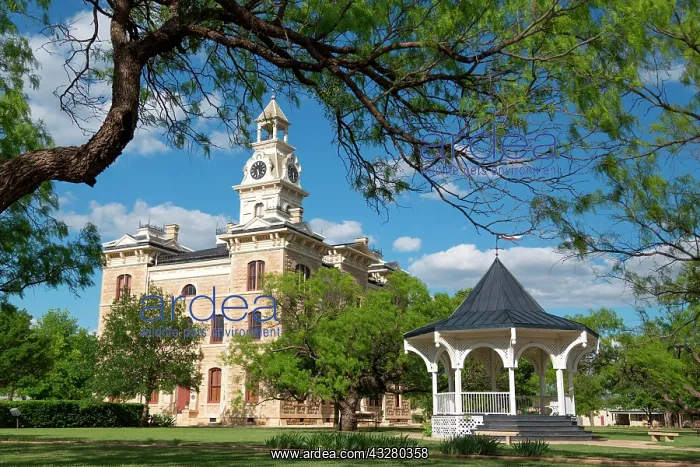 : Historic town hall, pavilion at the front, Albany : Historic town hall, pavilion at the front, Albany
