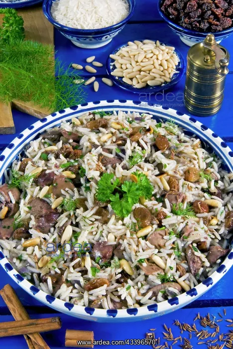 : Ic Pilav, rice with liver, raisin, pine nuts, cinnamon : Ic Pilav, rice with liver, raisin, pine nuts, cinnamon