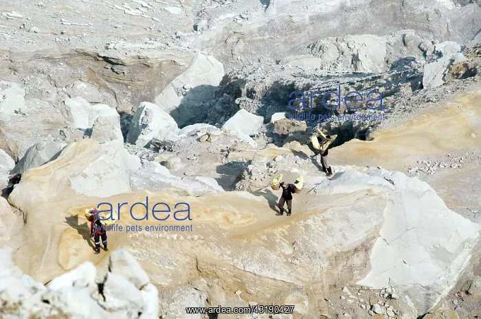 : Ijen volano, Indonesia, Java, Ijen : Ijen volano, Indonesia, Java, Ijen