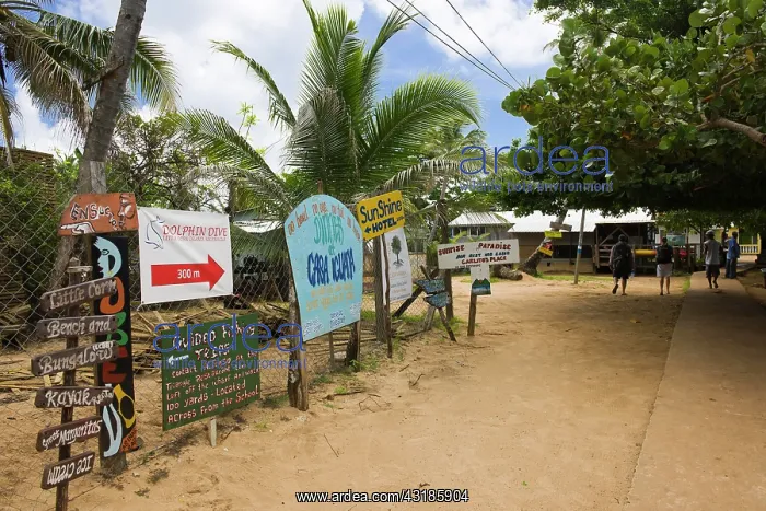 : Information boards about tourist facilities, Little : Information boards about tourist facilities, Little