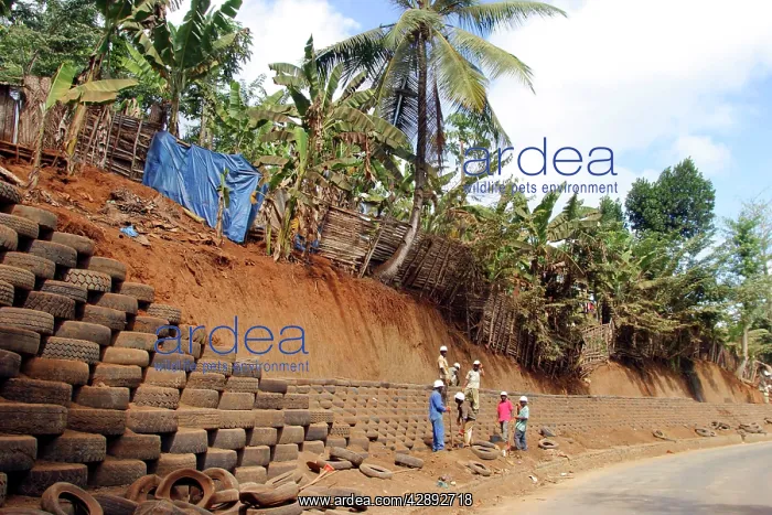 : Installation of tyres at roadside : Installation of tyres at roadside