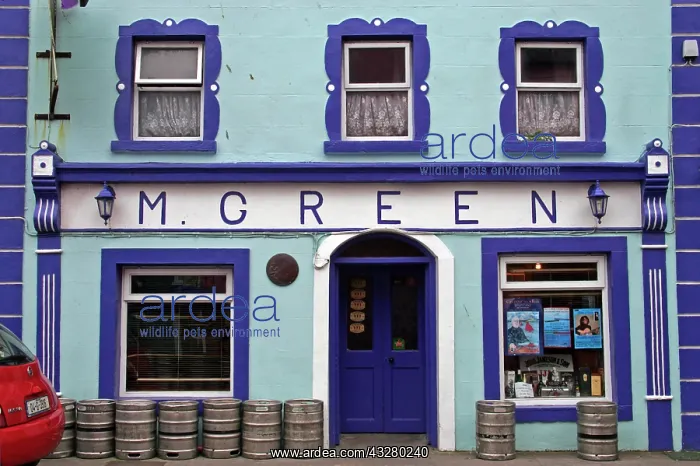 : Irish Pub, County Clare, Ireland, Europe Ireland : Irish Pub, County Clare, Ireland, Europe Ireland