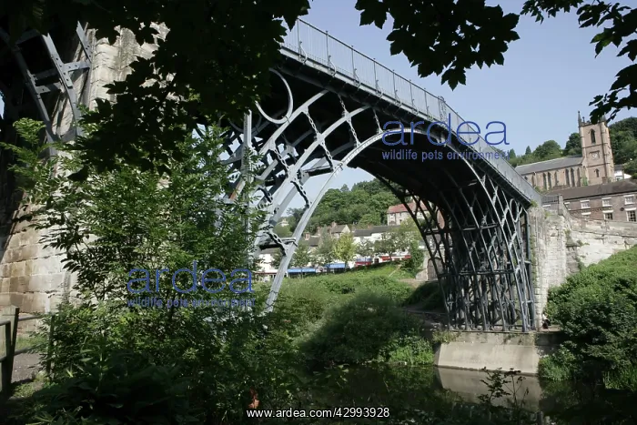 : Iron Bridge over The River Severn : Iron Bridge over The River Severn