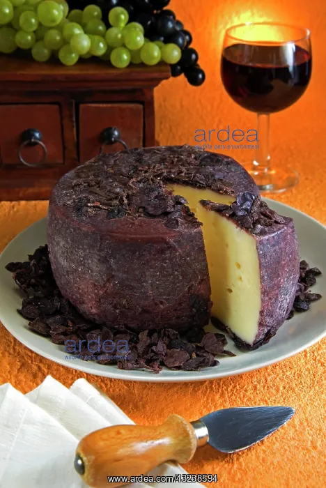 : Italy, Tuscany, food, pecorino cheese, traditional : Italy, Tuscany, food, pecorino cheese, traditional