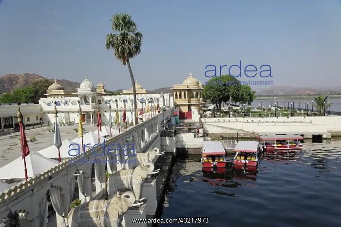: Jag Mindar Palace, Lake Pichola, Udaipur : Jag Mindar Palace, Lake Pichola, Udaipur