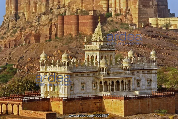 : The Jaswant Thada mausoleum and Mehrangarh : The Jaswant Thada mausoleum and Mehrangarh