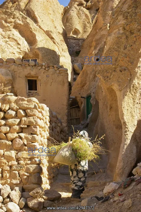  : Kandovan village, Iran