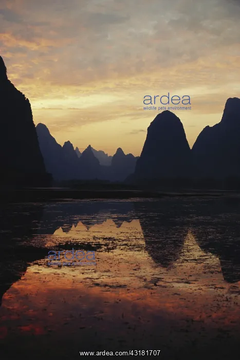 : Karst Mountains, China : Karst Mountains, China