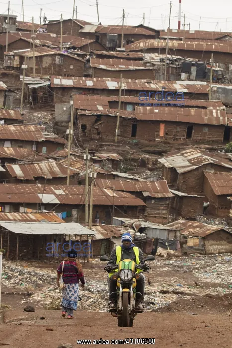 : Kibera, one of Africa's largest slums, near Nairobi : Kibera, one of Africa's largest slums, near Nairobi