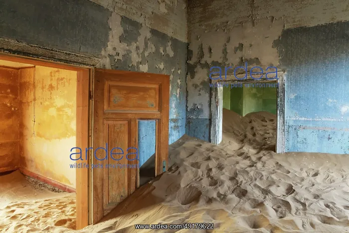 : At Kolmanskop, the abandoned ghost town of the diamond days of the early 1900 and of German origin : At Kolmanskop, the abandoned ghost town of the diamond days of the early 1900 and of German origin